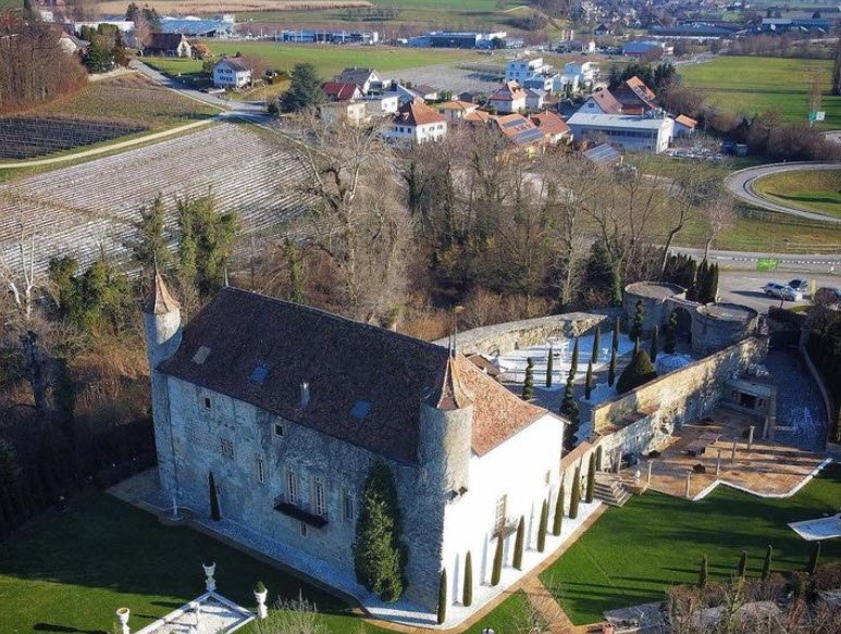 Thielle Castle, Gals, Switzerland, Switzerland